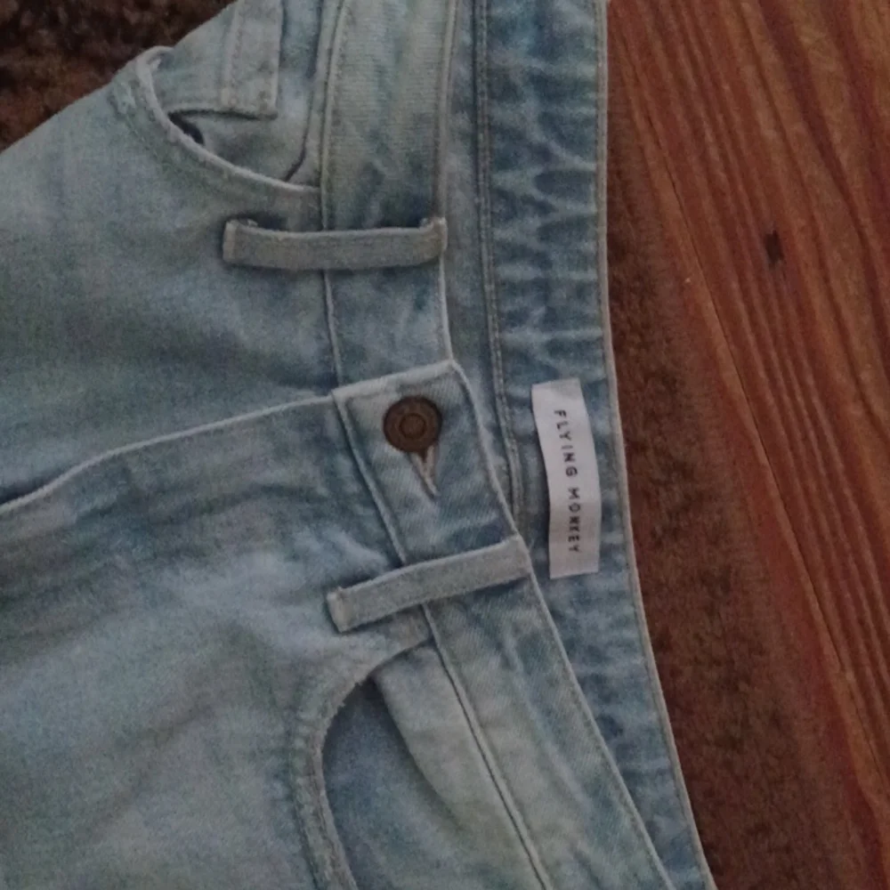 Jeans - Picture 4 of 4